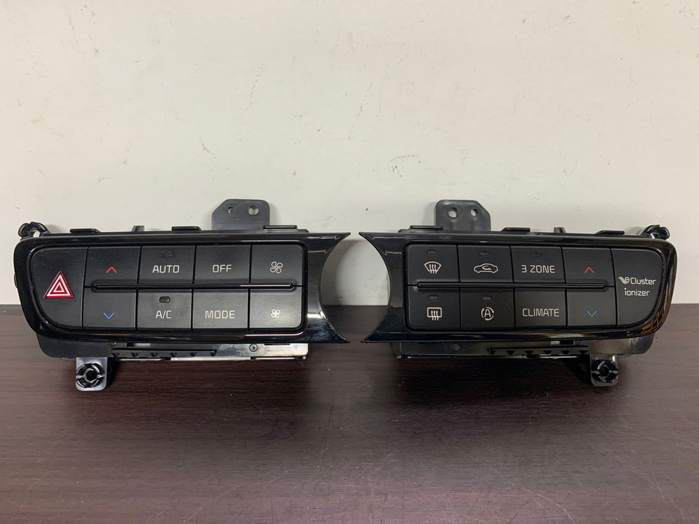 K9 AVN 무출 데크,8인치 모니터,앰프 팝니다. 이미지