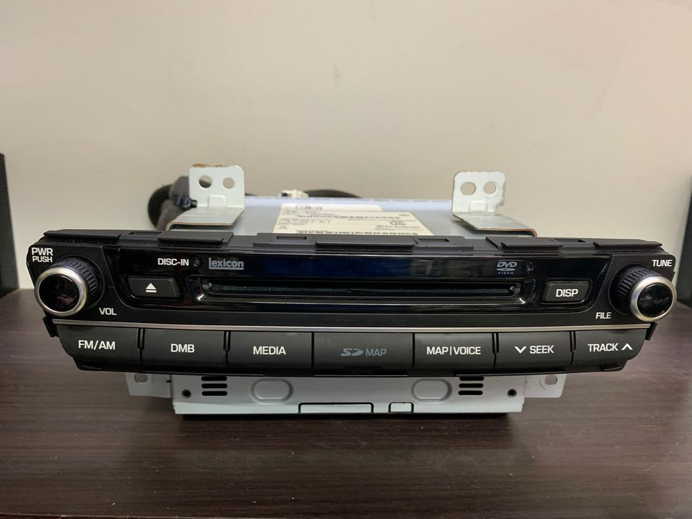 제네시스DH 블루링크 AVN 9인치 모니터,앰프 팝니다 이미지