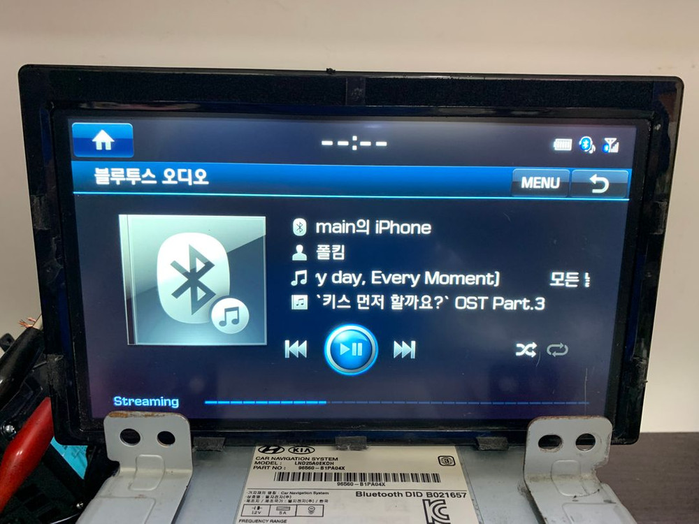 제네시스DH 블루링크 AVN 9인치 모니터,앰프 팝니다 이미지