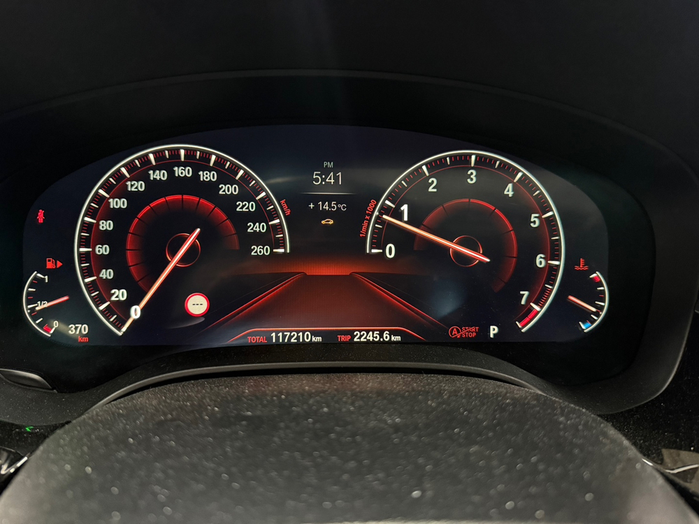 BMW 5시리즈 (G30) 520i 럭셔리 중고차 19년06월 117214KM 완전무사고 입니다. 이미지
