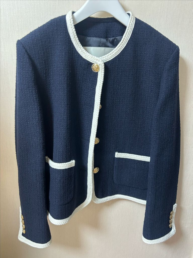 트위드 자켓 이미지