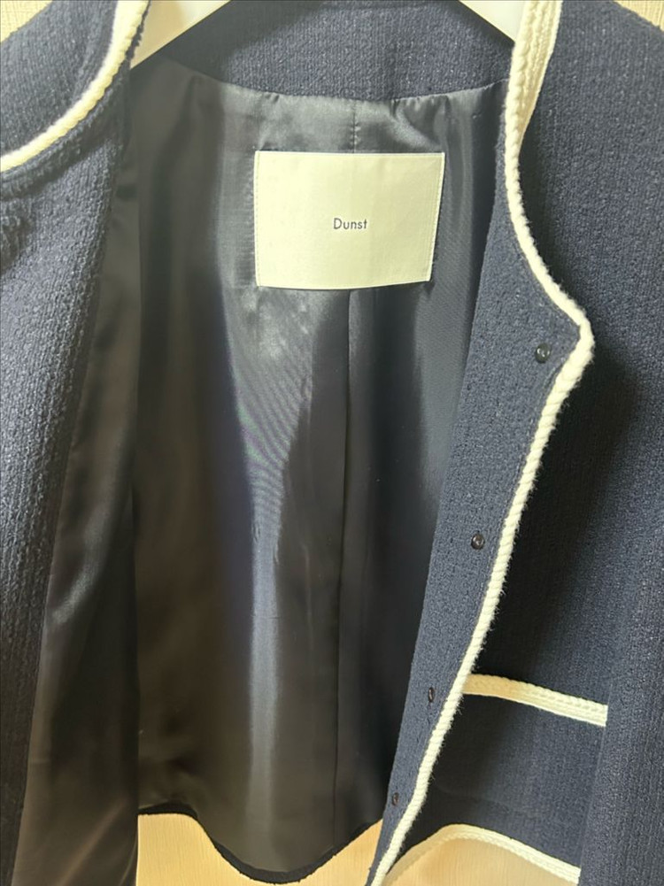 트위드 자켓 이미지