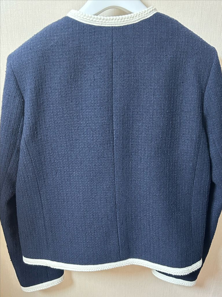 트위드 자켓 이미지