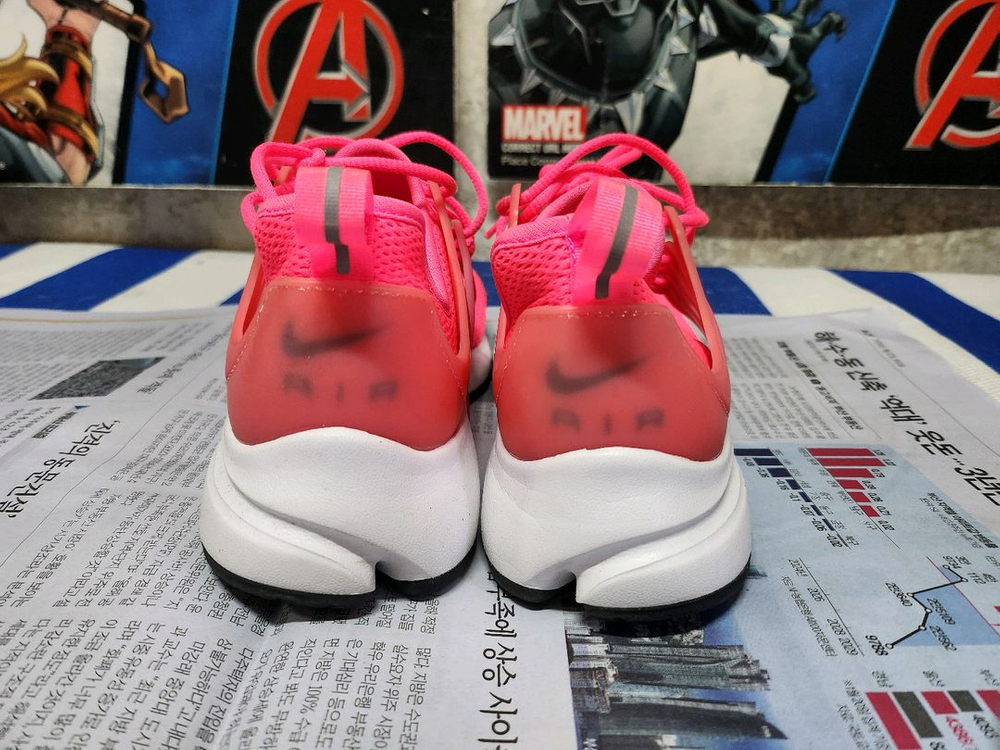 나이키 하이퍼핑크 240사이즈 이미지