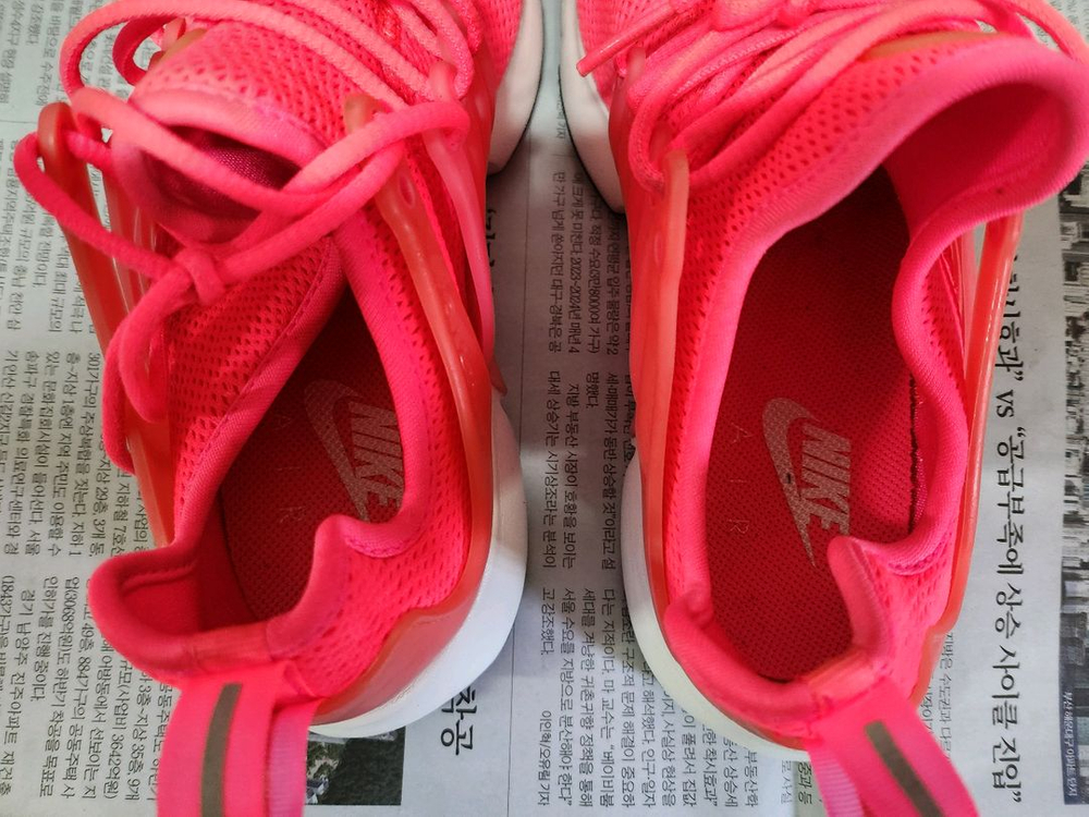 나이키 하이퍼핑크 240사이즈 이미지