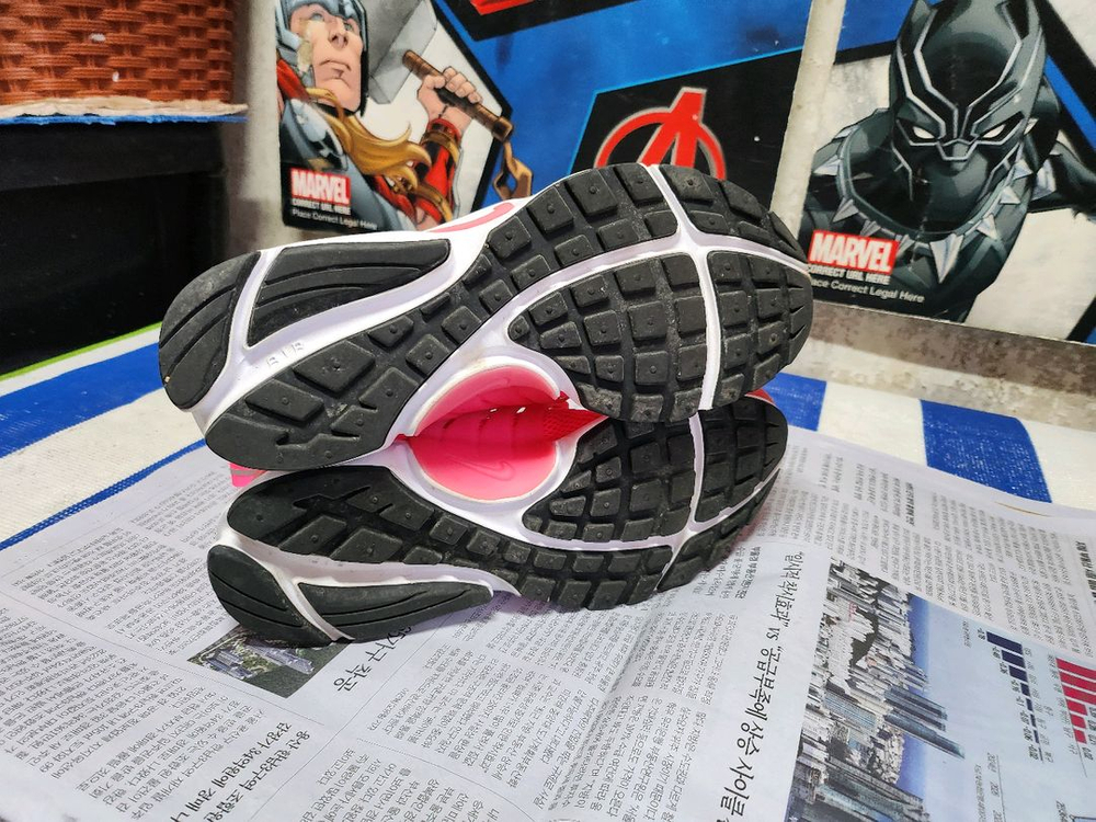 나이키 하이퍼핑크 240사이즈 이미지