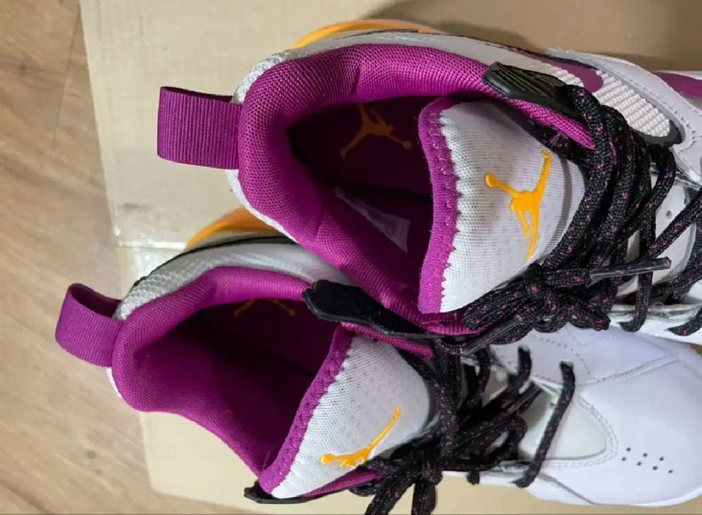 19만 -> 3만원 조던 덩크 줌92 240사이즈나이키30,000원 이미지