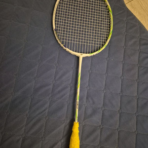 요넥스 100zz 팔아요 ~ 이미지