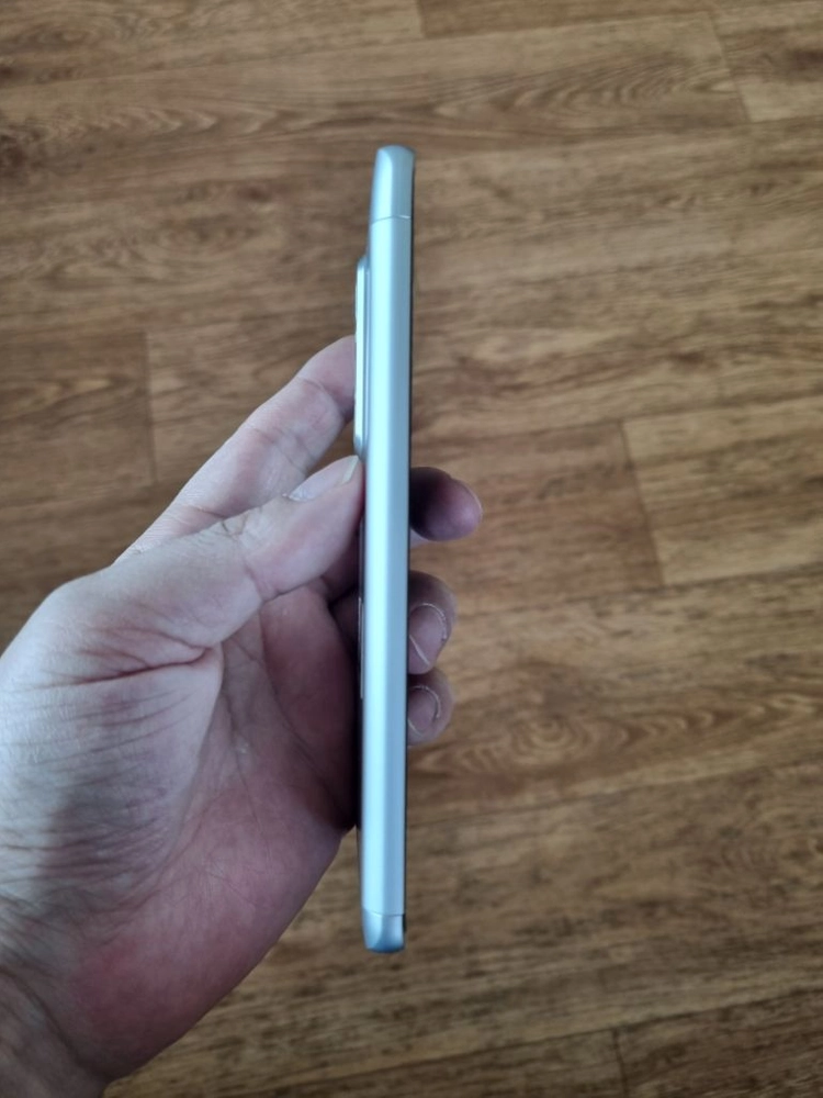 엘지클래스폰 f620 이미지