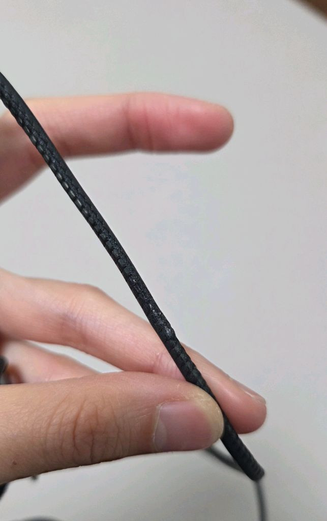 질스유어트 카드지갑 목걸이 이미지