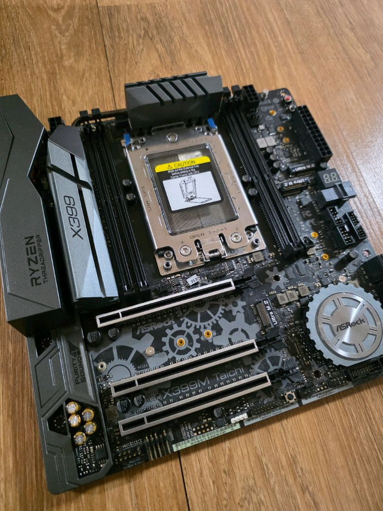 쓰레드리퍼 2950X + Asrock X399M Taichi(M-ATX, 녹투아 타워쿨러 서비스) 이미지