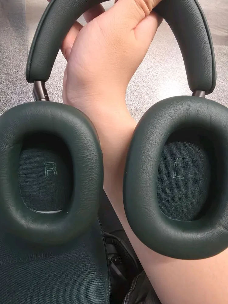 Bowers & Wilkins px8딥 그린 헤드셋 바우어윌킨스 35에 팝니다 - 안심되는 중고거래