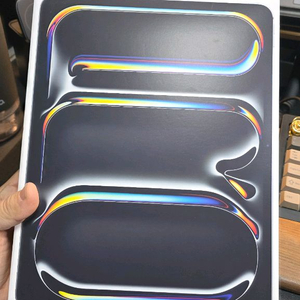 아이패드 프로 13 m5 256 와이파이 미개봉 판매!!^^ 이미지