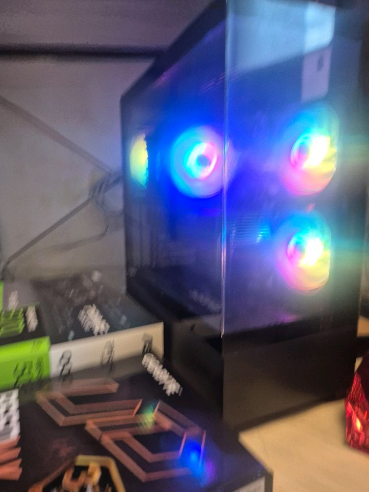 라이젠7800x3d RTX5070 Ssd 1TB 램32gb 이미지