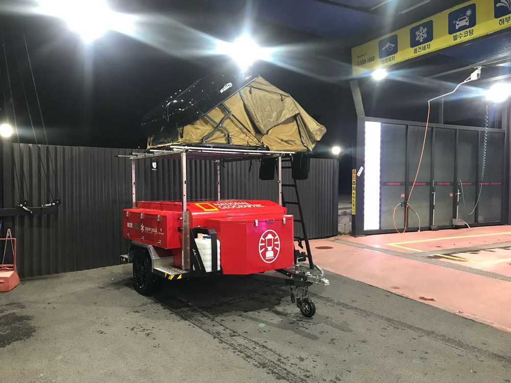 캠핑트레일러 + 아베나키 루프탑 텐트 이미지