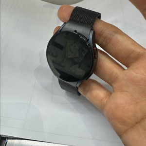 갤럭시 워치6 40mm (그라파이트, SM-R930),갤럭시 버즈3 프로 (실버, SM-R630) 이미지