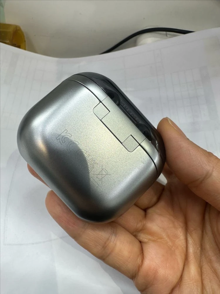 갤럭시 워치6 40mm (그라파이트, SM-R930),갤럭시 버즈3 프로 (실버, SM-R630) 이미지