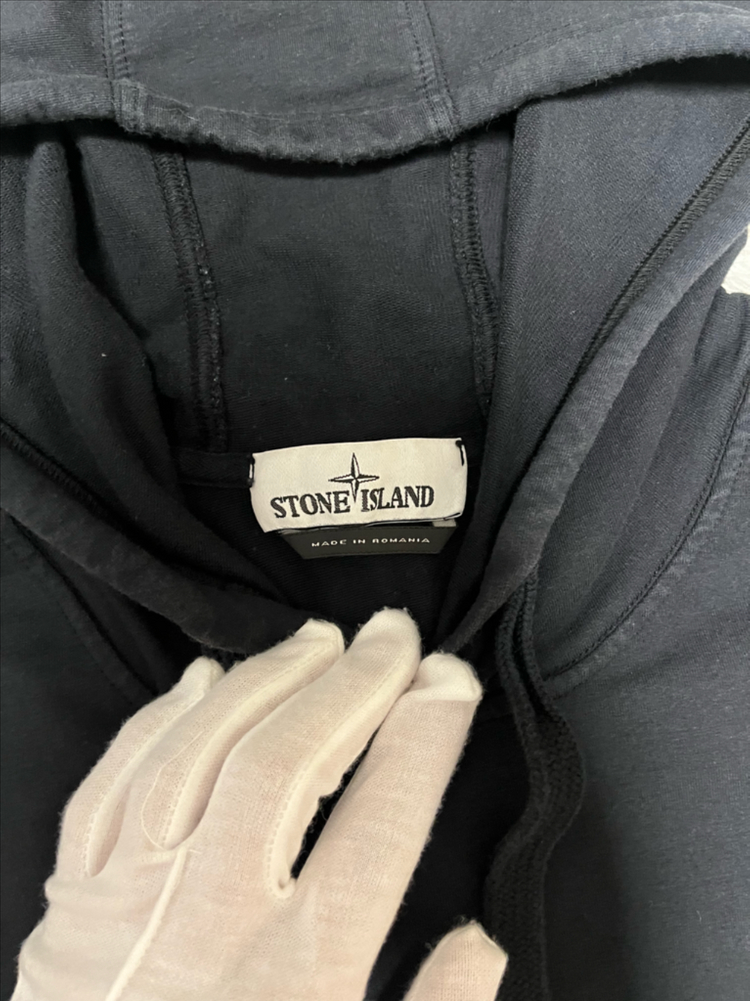 스톤아일랜드 후드티 이미지