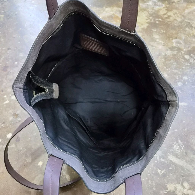 코치 가죽 크로스백 가방 토트백 이미지