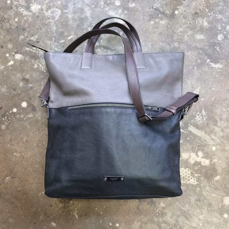 코치 가죽 크로스백 가방 토트백 이미지