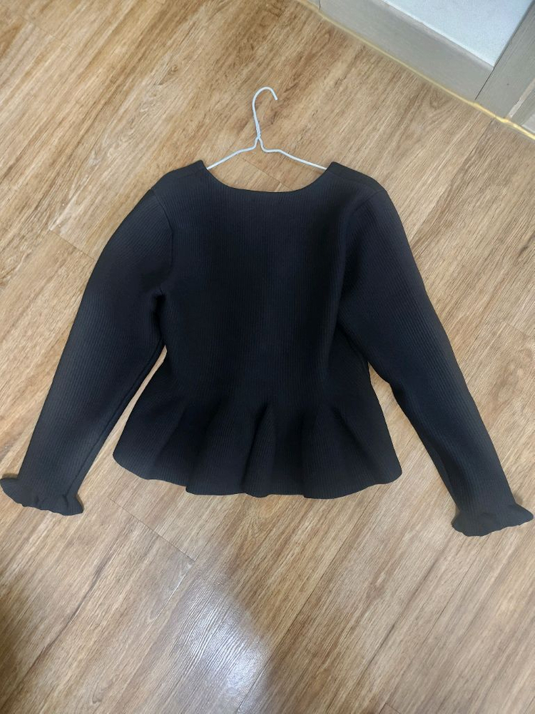 산드로 펨플럼 니트자켓같은 가디건 이미지