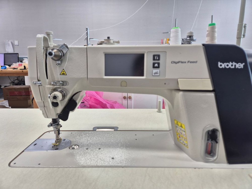 공업용 재봉틀 S-7300A-403P 공업용 미싱 이미지