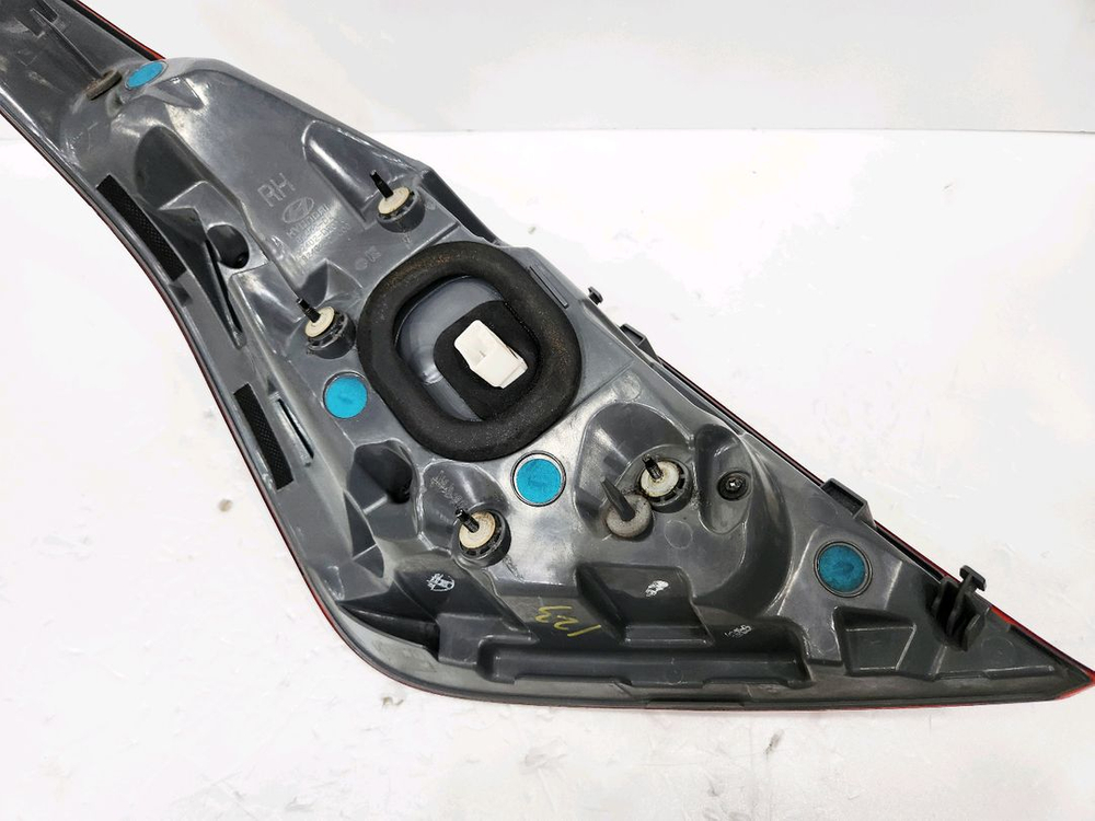 (미세크랙) EQ900 조수석 후미등, EQ900 데루등, EQ900 후미등, 92402D2000 이미지