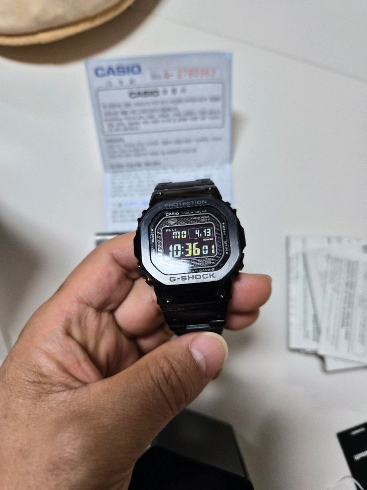 지샥 gmw b5000gd 이미지