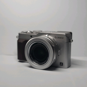 파나소닉 루믹스 Lx100 실버 이미지
