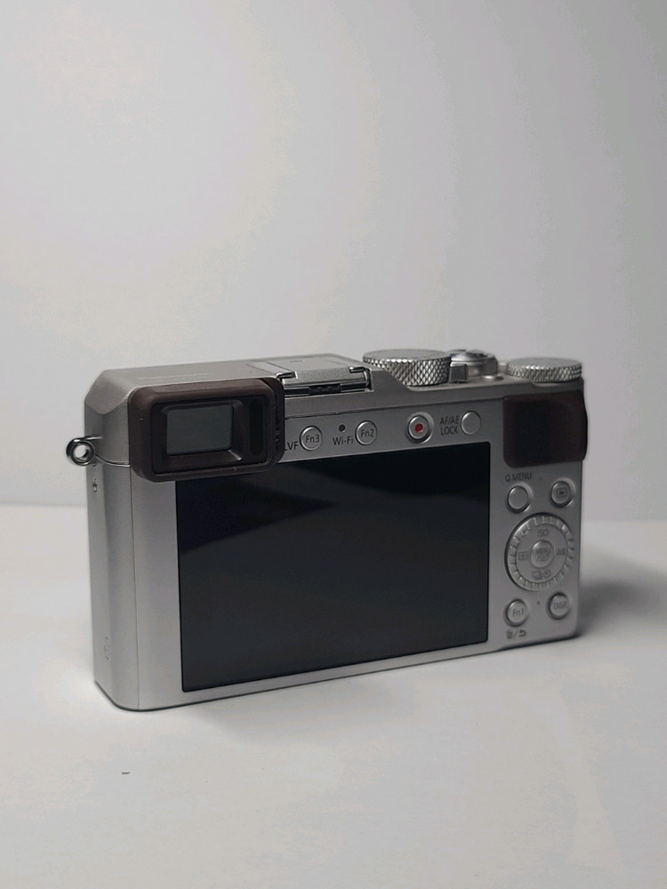 파나소닉 루믹스 Lx100 실버 이미지