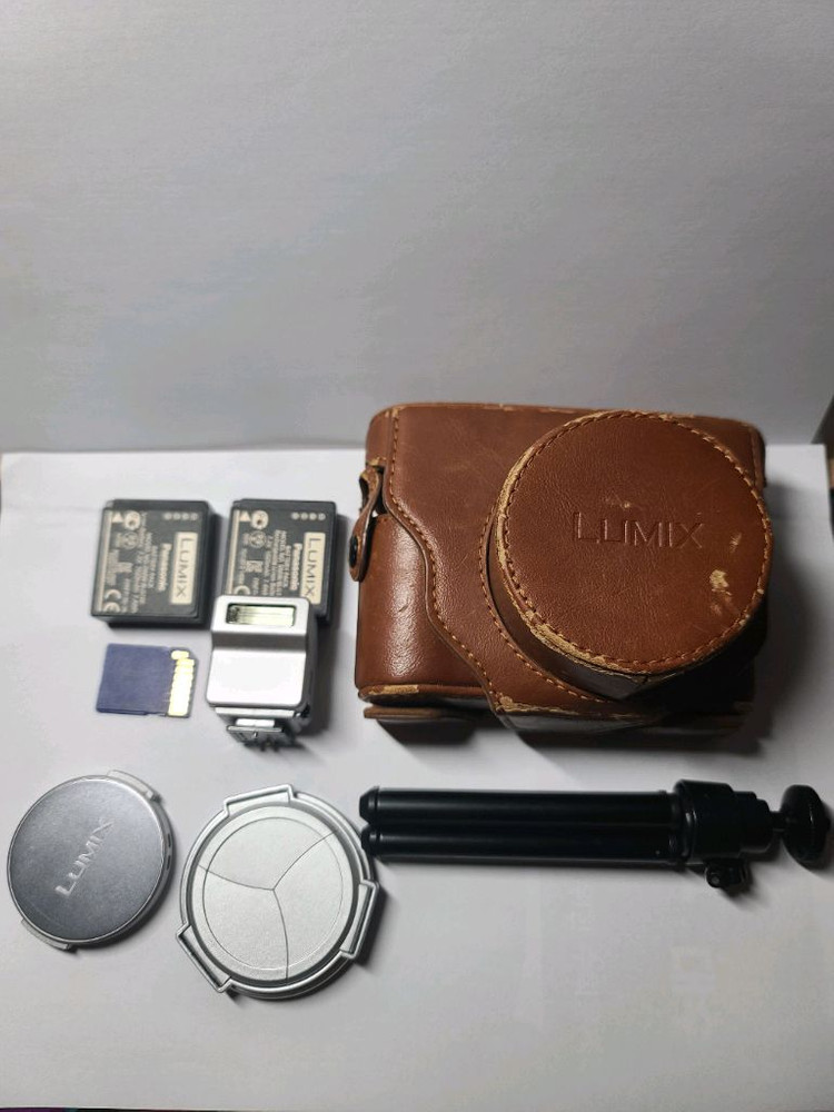 파나소닉 루믹스 Lx100 실버 이미지