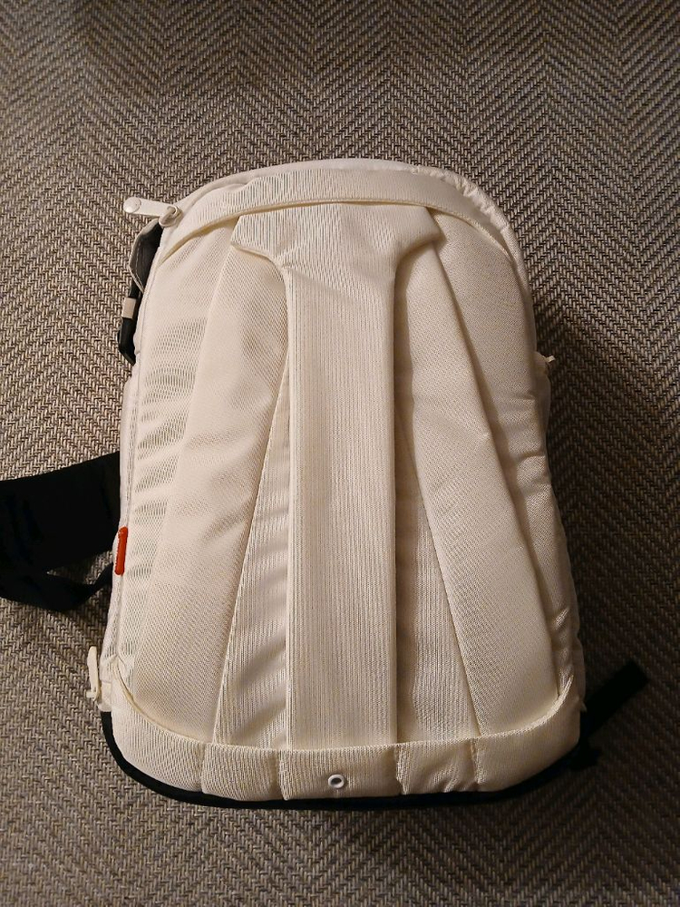 맨프로토 카메라 가방 슬링백 팝니다 이미지