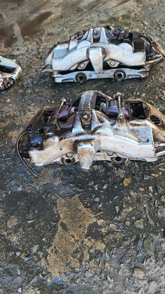 벤츠 amg브레이크 캘리퍼 8p,4p 이미지