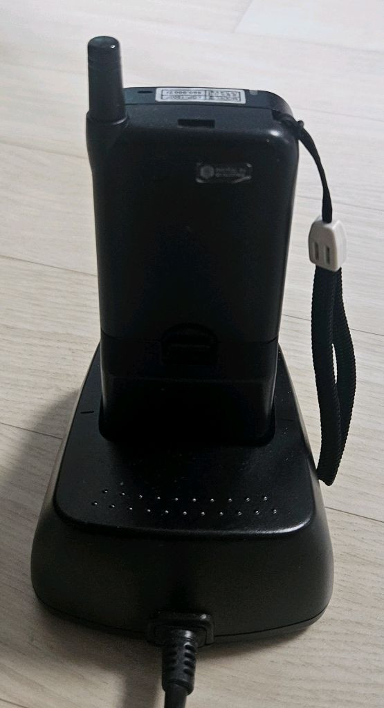 90년대 PCS 핸드폰 LGP-1500F 이미지