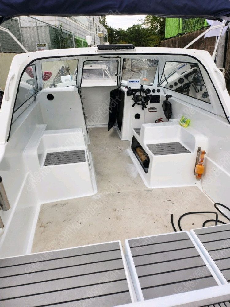 닛산 썬캣 레져 낚시보트 판매 이미지