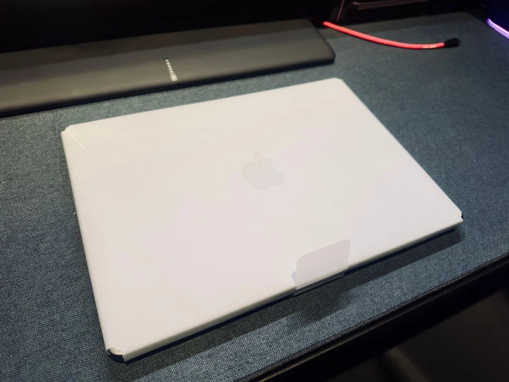 Apple MacBook Pro M4, 14인치 1TB 풀박스 판매합니다 이미지