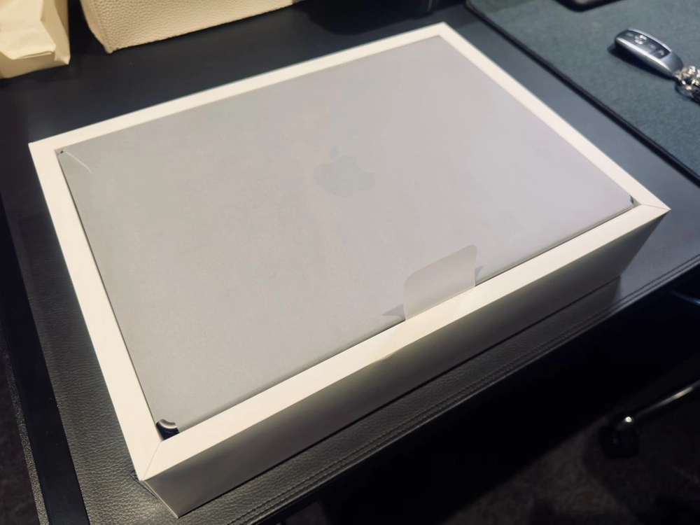 Apple MacBook Pro M4, 14인치 1TB 풀박스 판매합니다 이미지