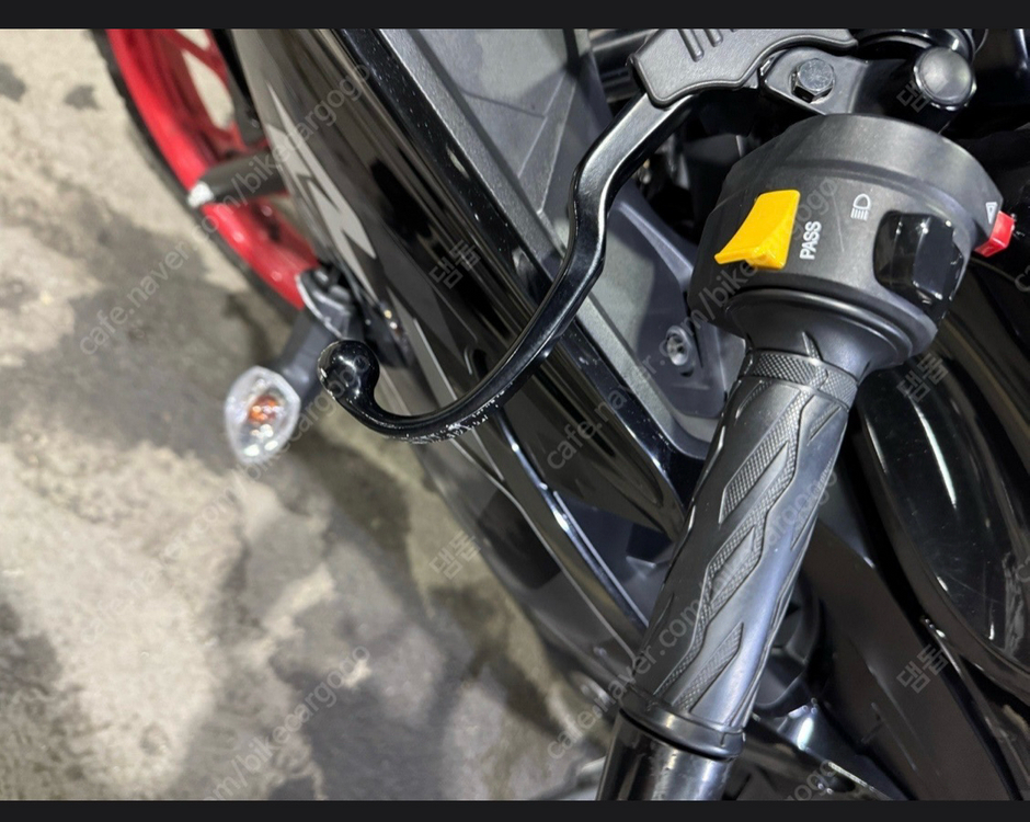 gsx-r125 오토바이 23년식 12,400km 이미지