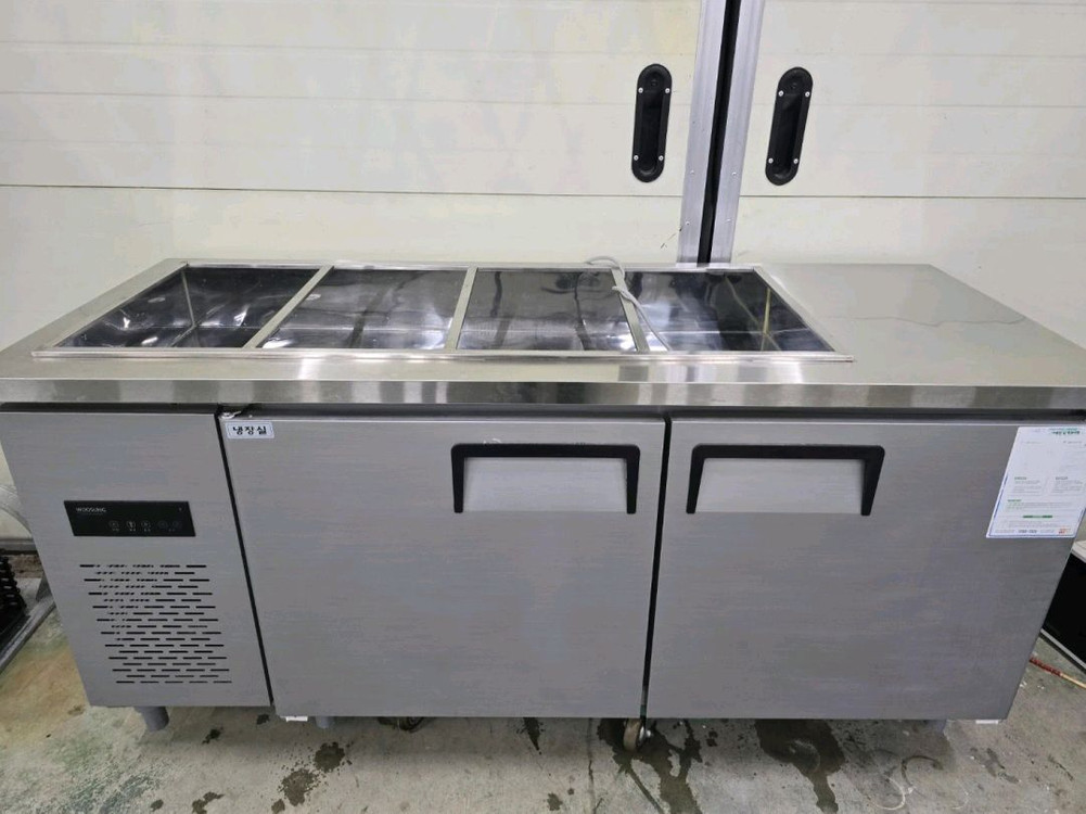 그랜드우성 반찬 냉장고 CWSM-180RB 이미지