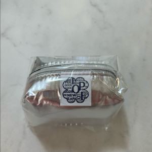 아이오페 미니파우치키링 이미지