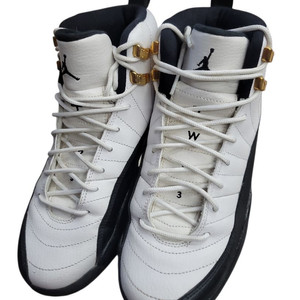 조던 12 레트로 택시 화이트 블랙 골드 245 이미지