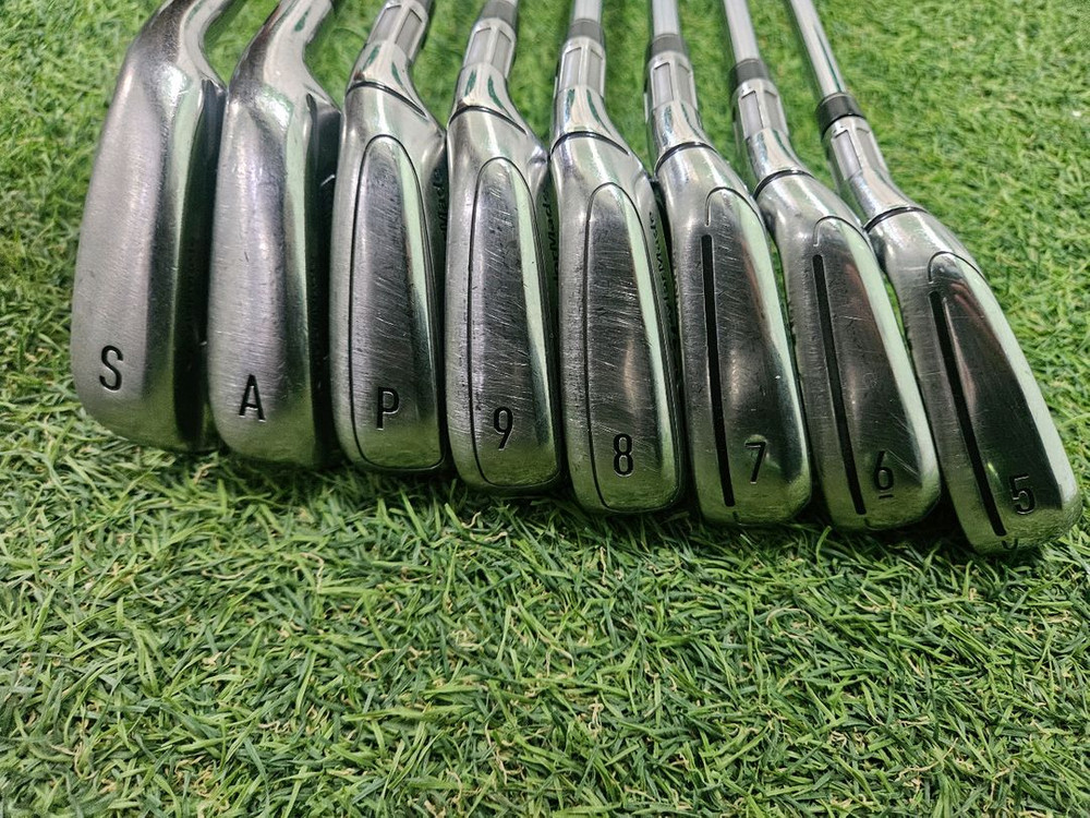 테일러메이드 M6 스틸 8아이언 판매합니다. 이미지