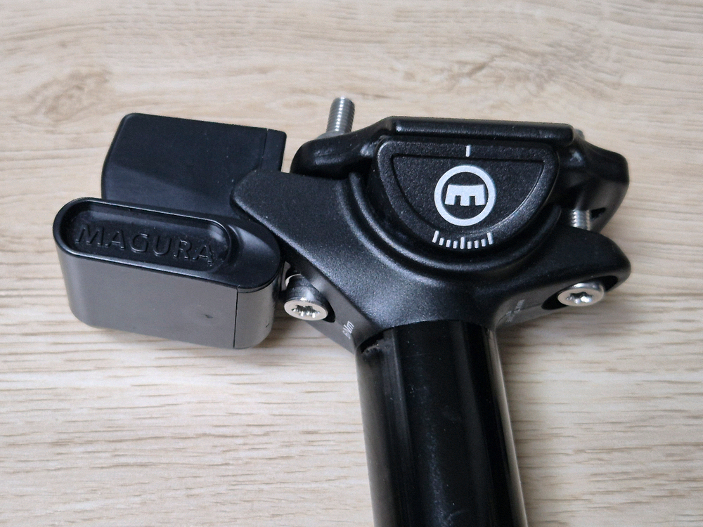 마구라 무선 가변 싯포스트 30.9mm 이미지