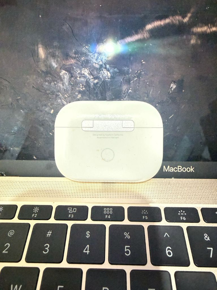 에어팟 프로 2세대 이미지