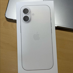 미개봉 아이폰17 화이트 팝니다 (자급제) 이미지