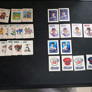 짱구, 포켓몬, 메이플, KBO빵 등 띠부실 판매합니다 이미지