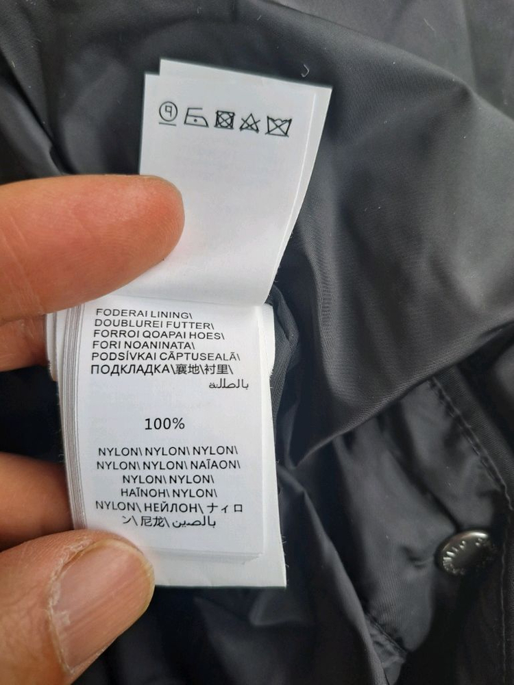 이탈리아 명품 브루넬로 쿠치넬리의 구스다운 패딩 이미지