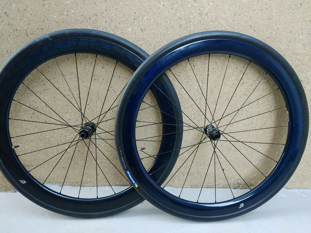 A급 )) 파스포츠 카제 KAZE 커스텀 튜블리스 디스크 50미리 카본 휠셋 팝니다(DT350허브) 60만 이미지