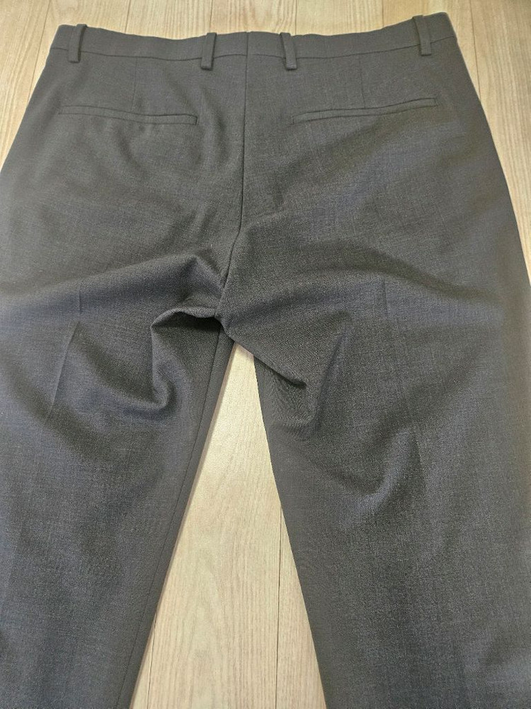 띠어리 정장 팬츠 팝니다 이미지