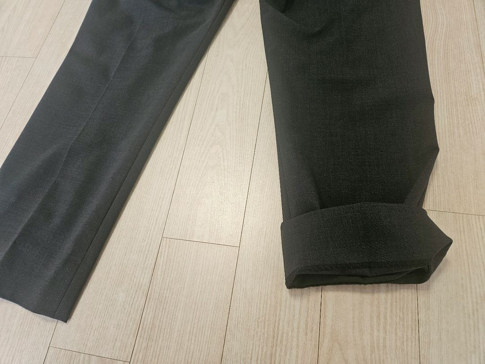 띠어리 정장 팬츠 팝니다 이미지